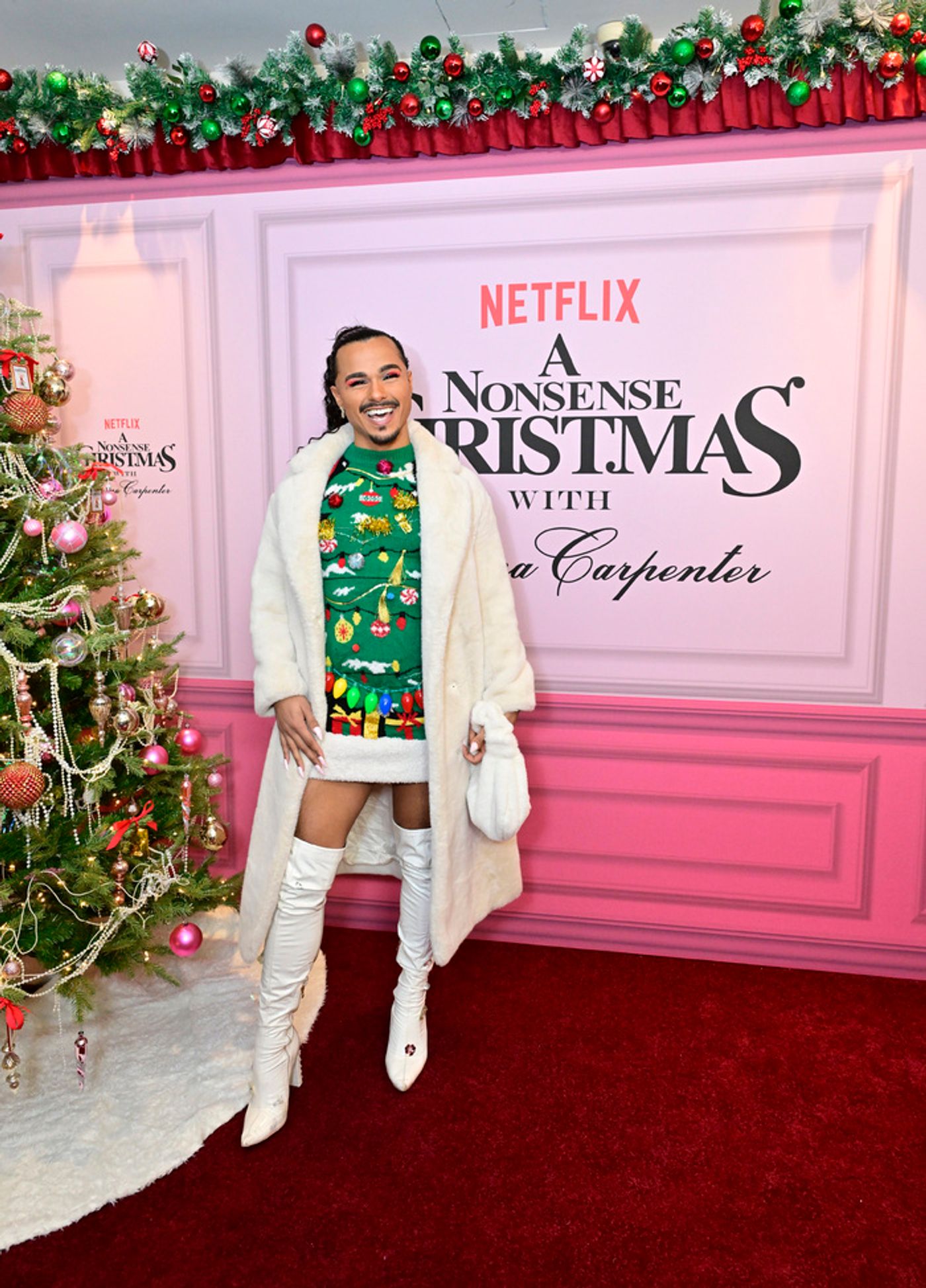 Photos: Sabrina Carpenter & More at New York Screening of A NONSENSE CHRISTMAS Special  Image