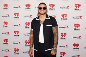 LOS ANGELES, CALIFORNIA - DECEMBER 06: (FOR EDITORIAL USE ONLY) Kane Brown attends iHeartRadio 102.7 KIIS FM's Jingle Ball 2024 Presented by Capital One at Intuit Dome on December 06, 2024 in Los Angeles, California. (Photo by Jesse Grant/Getty Images for iHeartRadio) @ BroadwayWorld LOS ANGELES, CALIFORNIA - DECEMBER 06: (FOR EDITORIAL USE ONLY) Kane Brown attends iH Photo