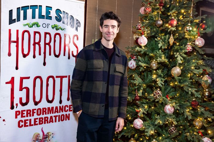 Photos: LITTLE SHOP OF HORRORS Celebrates 1500 Performances — photo 20 of 31