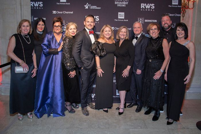 Photos: Laura Benanti Honored At 2024 BROADWAY DREAMS Gala — photo 11 of 35