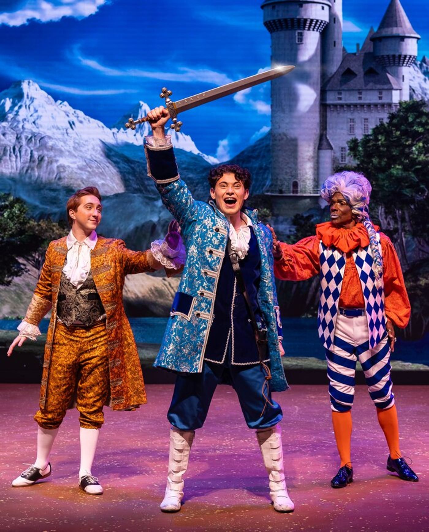 Photos: RAPUNZEL AND HER HOLIDAY WISH at Laguna Playhouse  Image