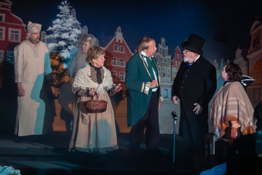 Photos: Inside Dublin Presbyterian Church’s A CHRISTMAS CAROL IN BETHLEHEM Image