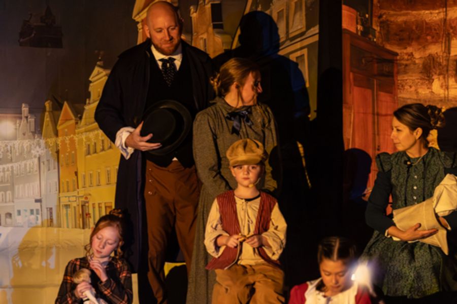 Photos: Inside Dublin Presbyterian Church’s A CHRISTMAS CAROL IN BETHLEHEM Image