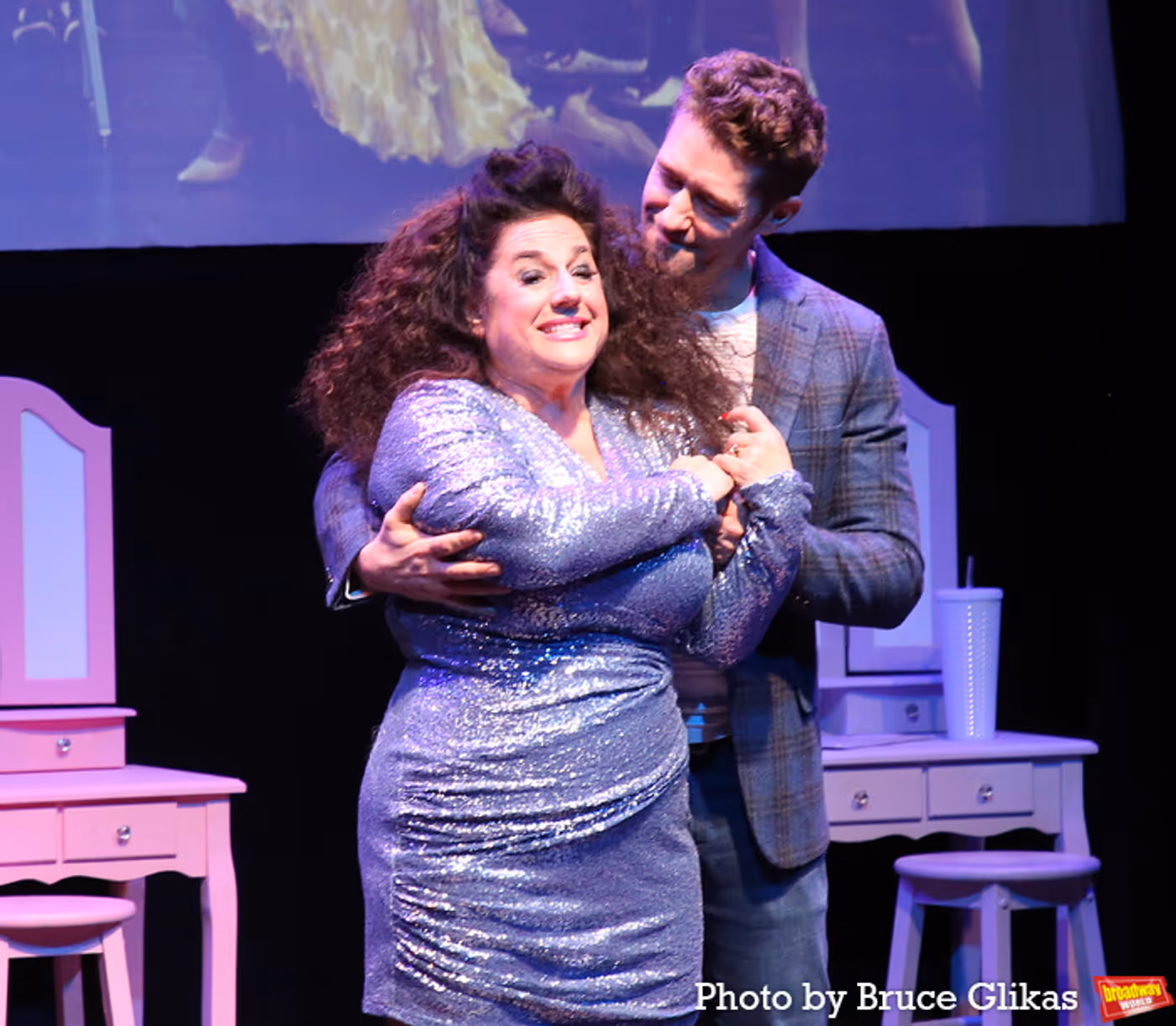 Photos: Matthew Morrison Joins HAIRSPRAY Alums in MAMA, I'M A BIG GIRL NOW Photos: Matthew Morrison Joins HAIRSPRAY Alums in MAMA, I'M A BIG GIRL NOW Image