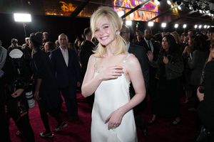 Elle Fanning @ BroadwayWorld Elle Fanning Photo