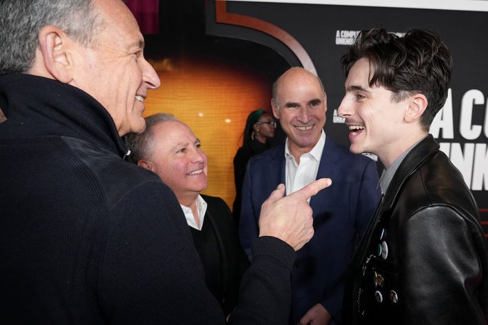 Photos: Timothée Chalamet & More at A COMPLETE UNKNOWN LA Premiere Image