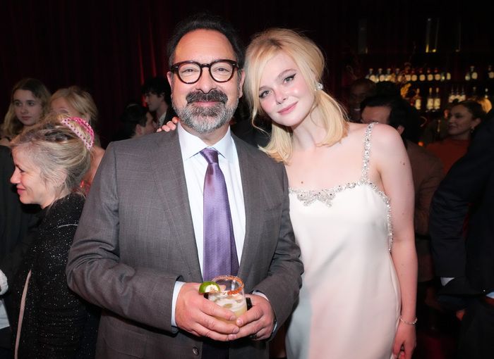 Photos: Timothée Chalamet & More at A COMPLETE UNKNOWN LA Premiere Image