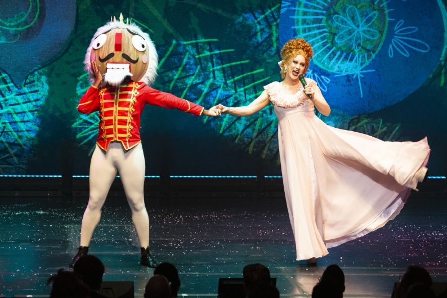 Review: THE JINKX & DELA HOLIDAY SHOW at Pantages Image