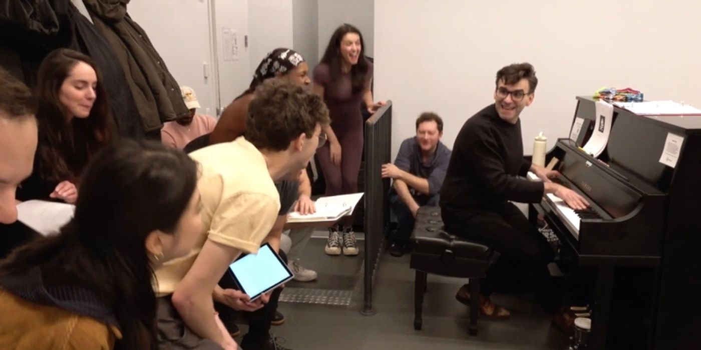 Wake Up With BroadwayWorld December 13, 2024  Image