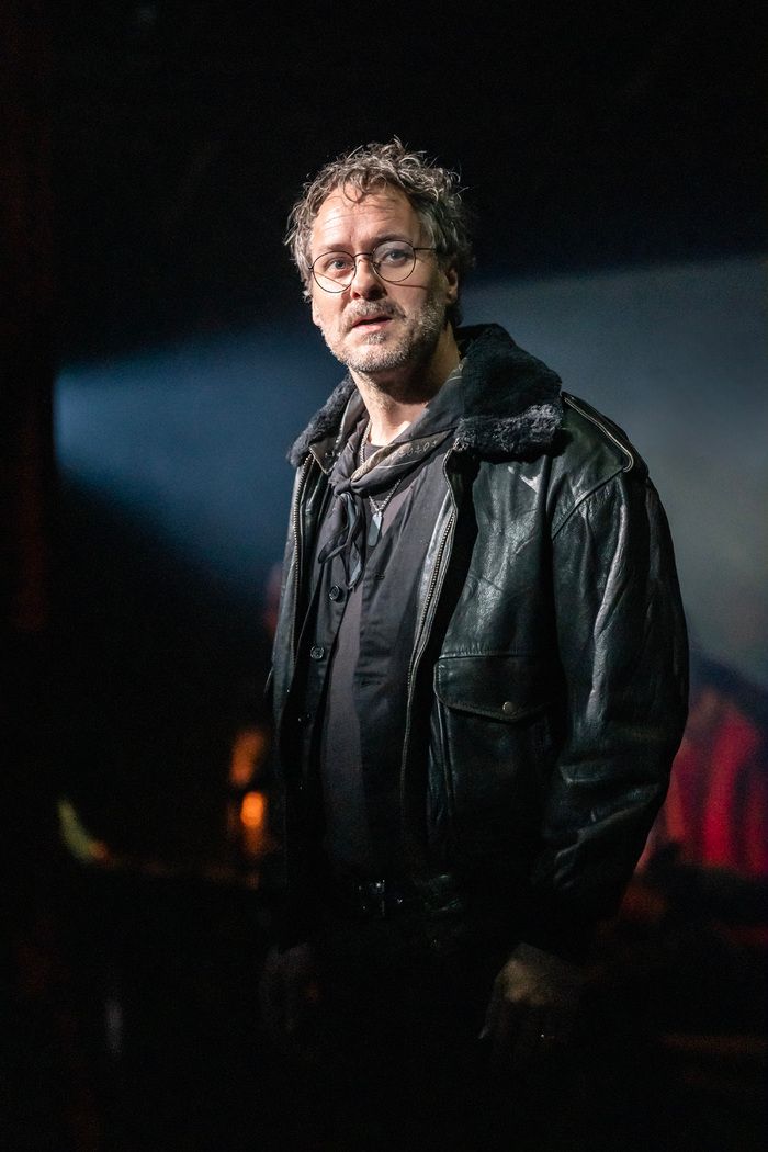 Photos: NATASHA, PIERRE, AND THE GREAT COMET OF 1812 Makes its UK Premiere — photo 11 of 15