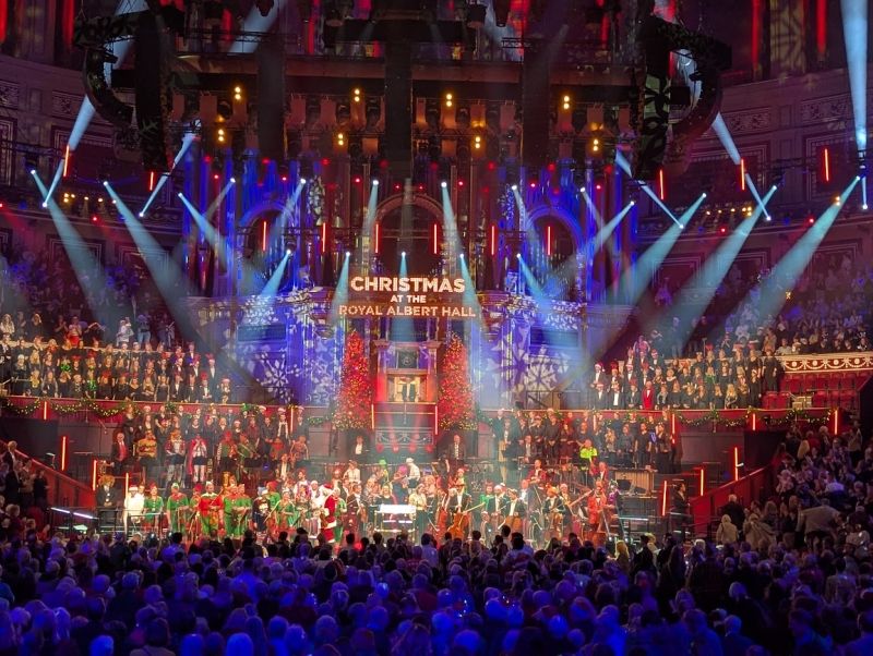 Review: CAROLS AT THE HALL, Royal Albert Hall Image