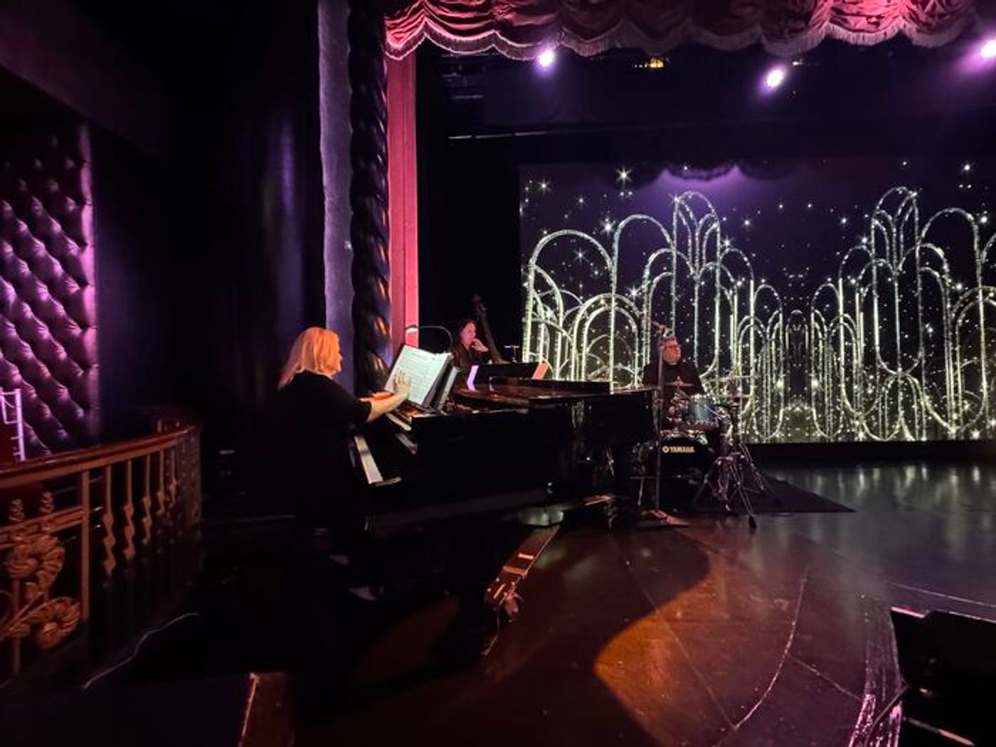 A Pitch-Perfect Tribute to Broadway Cares / Equity Fights AIDS Executive Director Tom Viola  Image