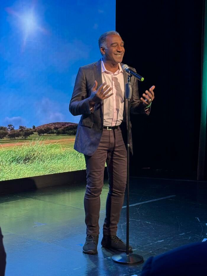 A Pitch-Perfect Tribute to Broadway Cares / Equity Fights AIDS Executive Director Tom Viola Image
