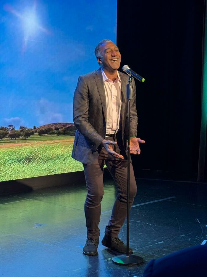 A Pitch-Perfect Tribute to Broadway Cares / Equity Fights AIDS Executive Director Tom Viola Image