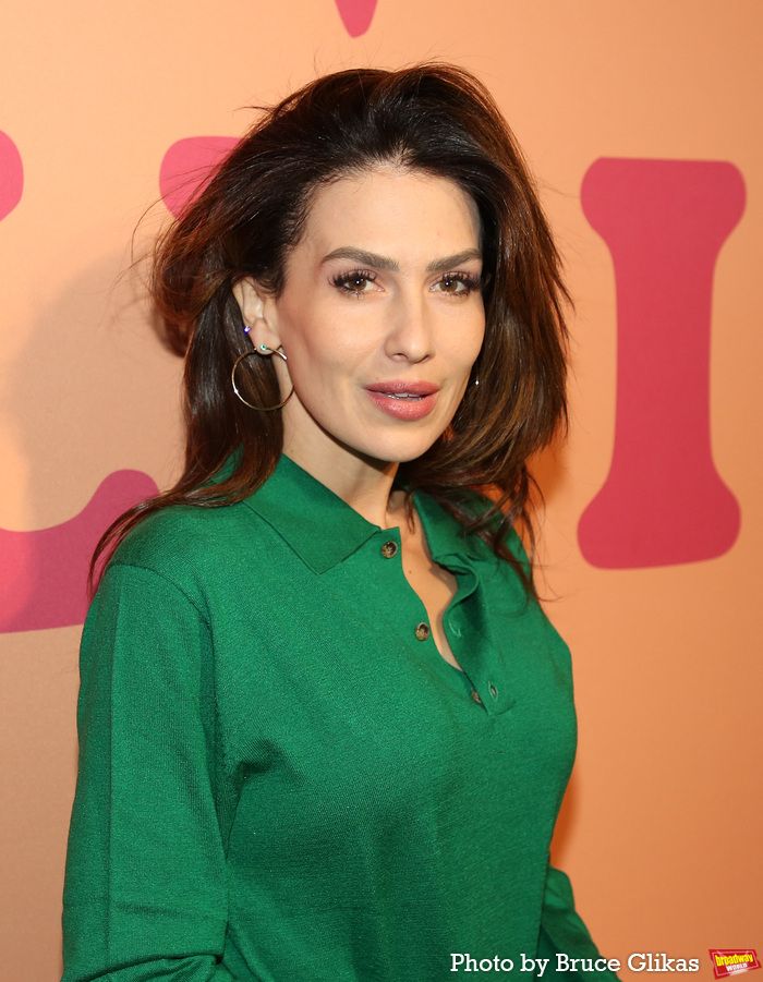 Photos: On the Red Carpet at ALL IN: COMEDY ABOUT LOVE Gala Night — photo 22 of 55