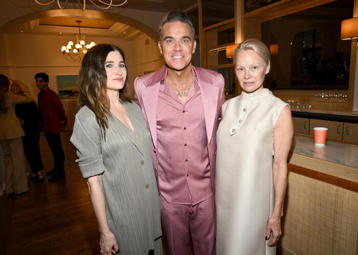 Kathryn Hahn, Robbie Williams, Pamela Anderson  at 