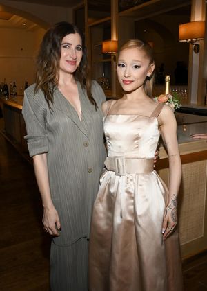Kathryn Hahn, Ariana Grande @ BroadwayWorld Kathryn Hahn, Ariana Grande Photo