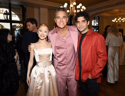 Ariana Grande, Robbie Williams, Freddy Wexler Photo