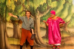 Pash Trenear, Mark Pearce Photo