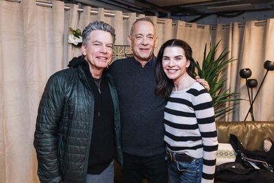 Peter Gallagher, Tom Hanks and Julianna Margulies Photo