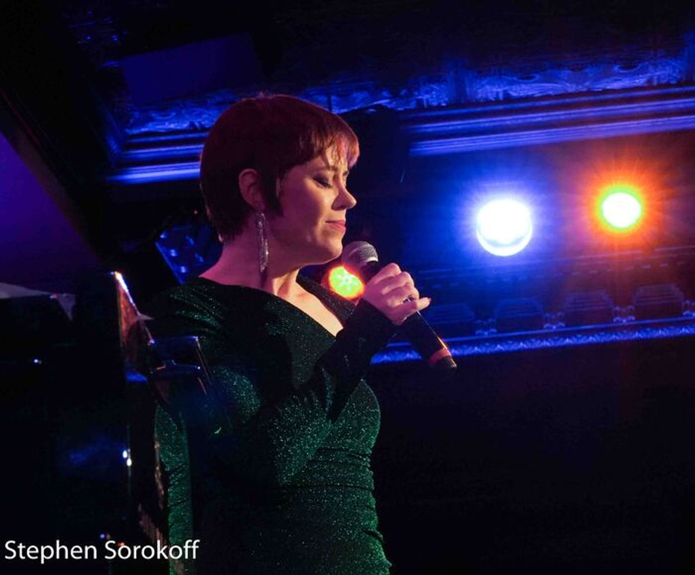 Photos: Carole J. Bufford Brings Yuletide Carole to 54 Below  Image