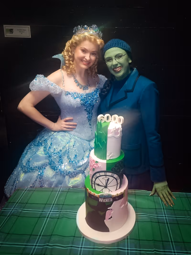 WICKED North American Tour Celebrates 6000th Performance Image