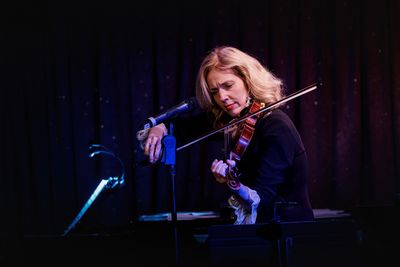 Julie Kurtzman Photo