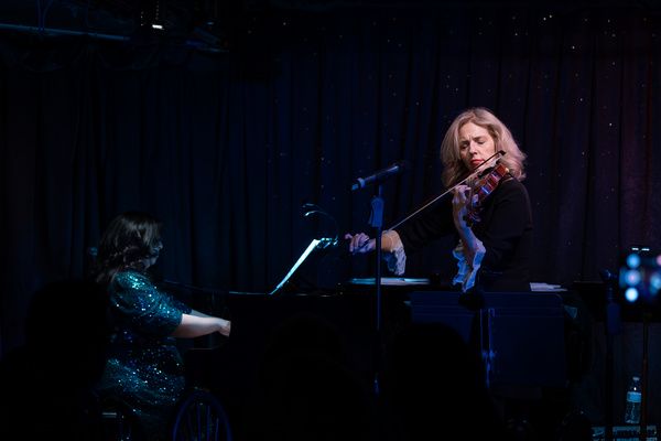 Ren e Guerrero & Julie Kurtzman Photo