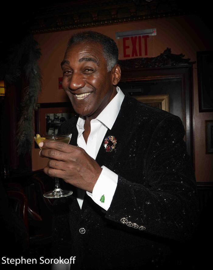 Feature: Norm Lewis Wrapped Up the Holiday Season with 7 Sold-Out Shows at 54 Image