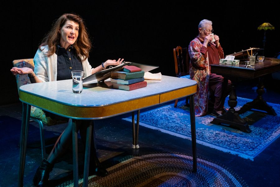 Photos: Nia Vardalos & Gail Winar Join PEN PALS Off-Broadway Image