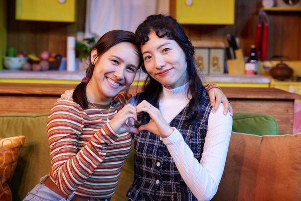 Jin Park & Marielle Young - photo by Aaron Rumley  Photo