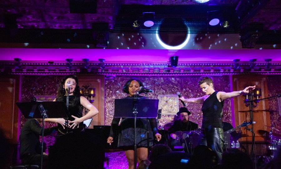 Review: 54 Below Crowd Has Amazing NEW YEAR'S EVE WITH JENN COLELLA Image