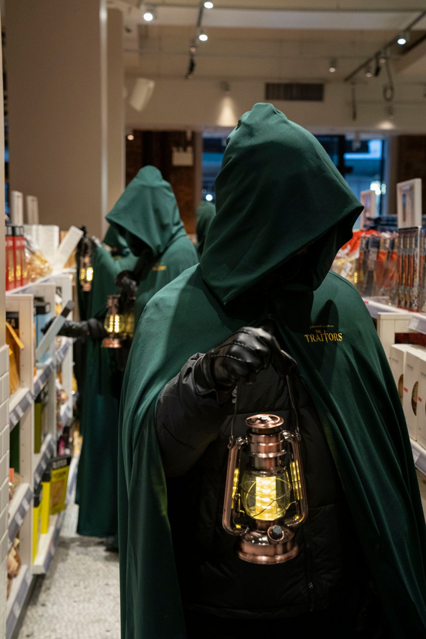 Photos: Alan Cumming & THE TRAITORS Take Over NYC to Celebrate Season 3 Photos: Alan Cumming & THE TRAITORS Take Over NYC to Celebrate Season 3 Image