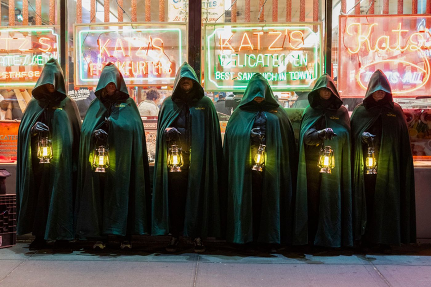 Photos: Alan Cumming & THE TRAITORS Take Over NYC to Celebrate Season 3 Photos: Alan Cumming & THE TRAITORS Take Over NYC to Celebrate Season 3 Image