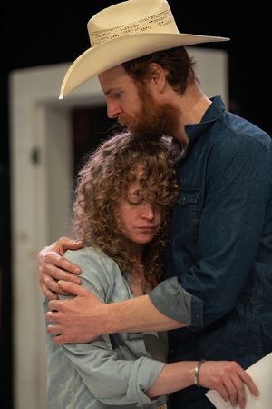 Caroline Neff and Nick Gehlfuss @ BroadwayWorld Caroline Neff and Nick Gehlfuss Photo