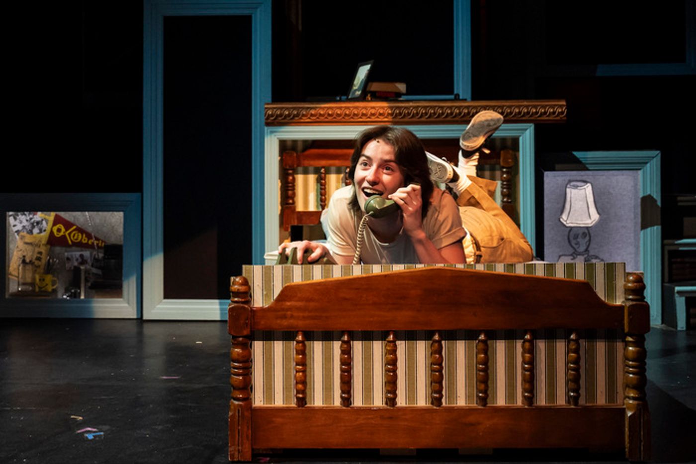 Photos: FUN HOME at Porchlight Music Theatre Photos: FUN HOME at Porchlight Music Theatre Image