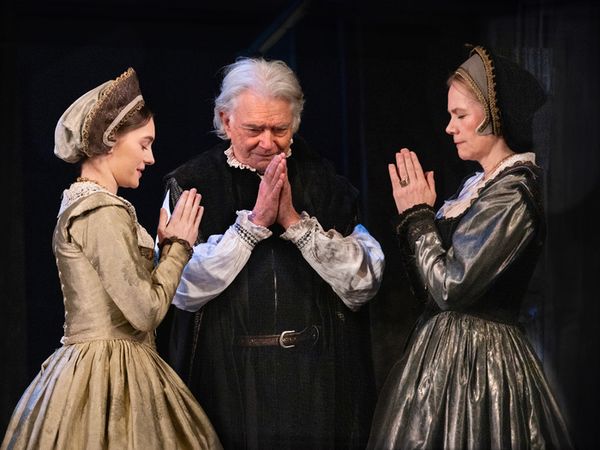 Annie Kingsnorth, Martin Shaw, Abigail Cruttenden Photo