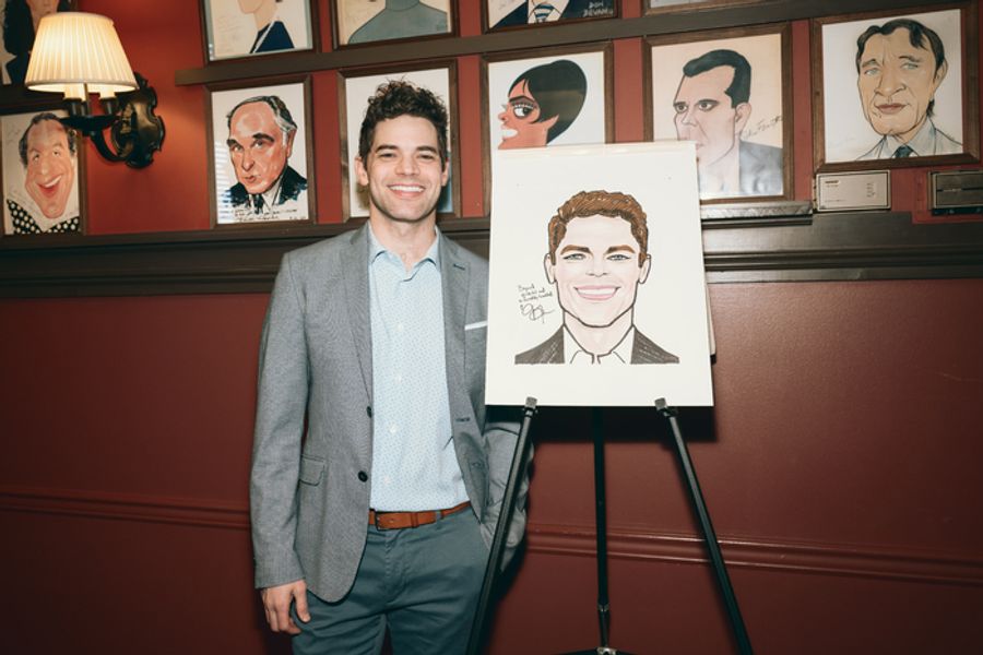 Photos: Jeremy Jordan Receives Portrait at Sardi's  Image