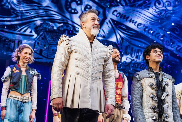 Photos: Joey Fatone Takes First Bow in & JULIET on Broadway — photo 1 of 7