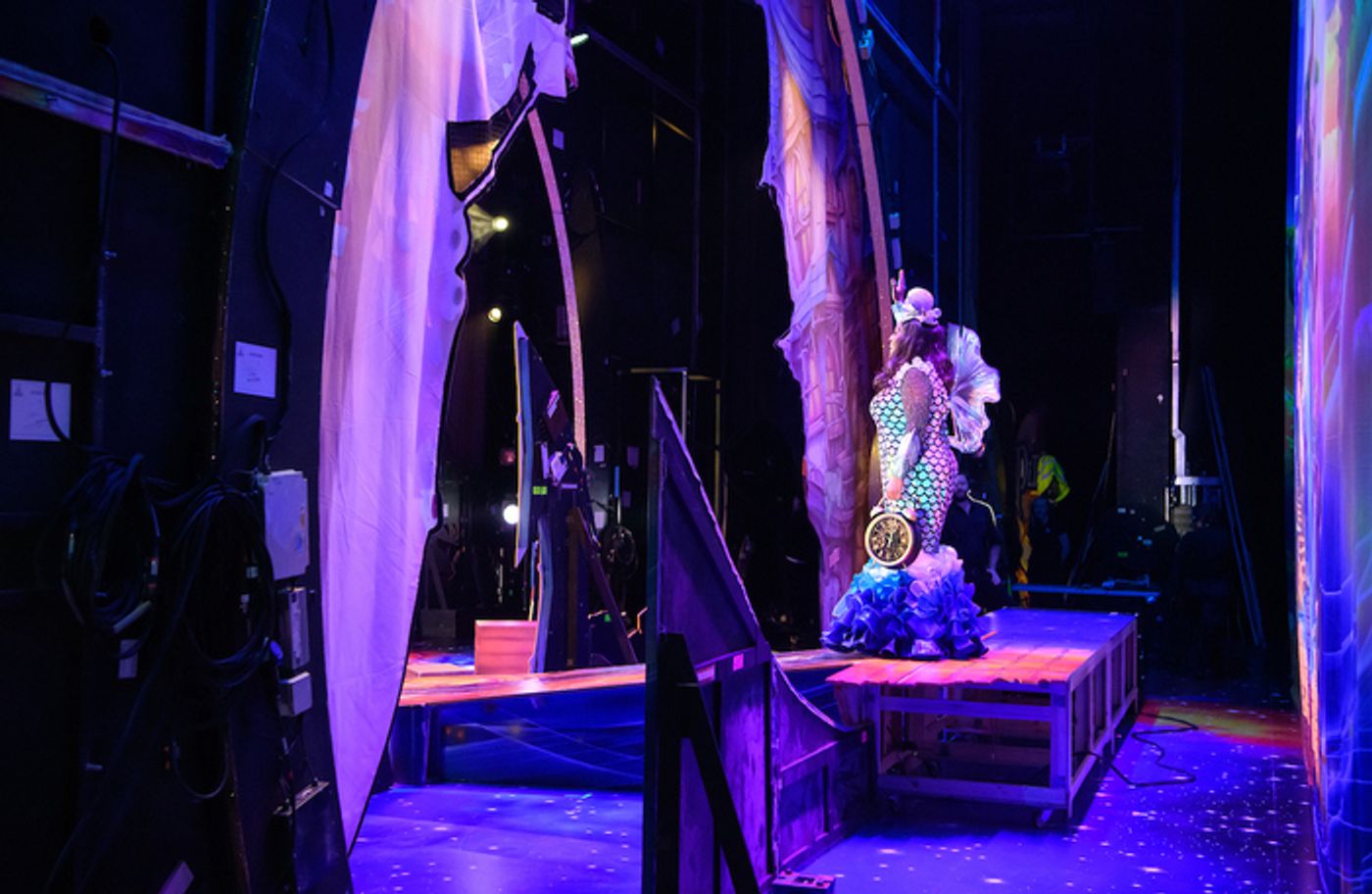 Photos: Behind The Curtain Of PETER PAN At Birmingham Hippodrome Photos: Behind The Curtain Of PETER PAN At Birmingham Hippodrome Image
