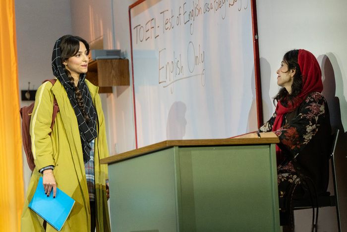 Photos: First Look at ENGLISH on Broadway — photo 4 of 11