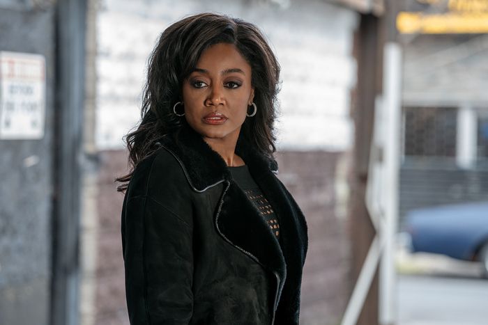 Photos: Patina Miller & More in POWER BOOK III: RAISING KANAN Season 4 — photo 4 of 9