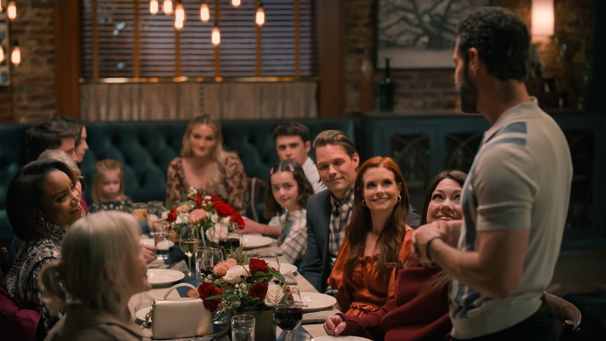 Heather Headley, Justin Bruening, JoAnna Garcia Swisher and Brooke Elliott at 