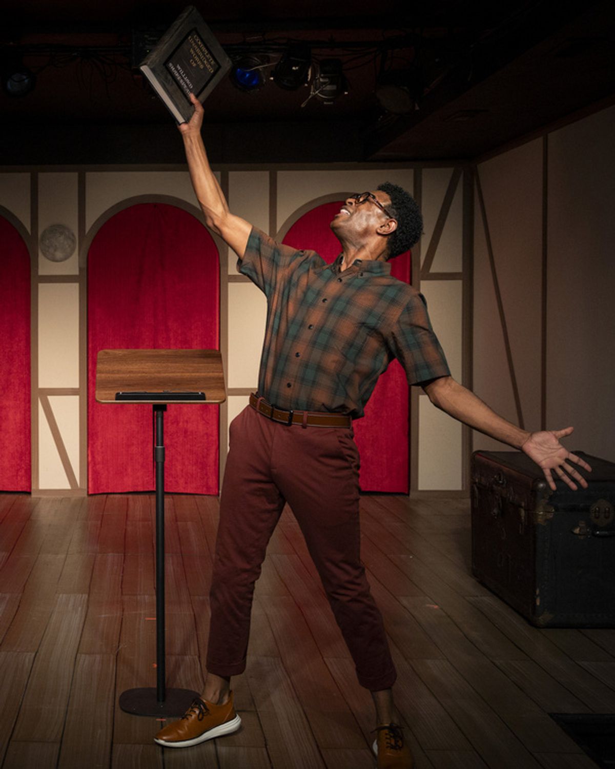 Michael Ashford at Photos: Oil Lamp Theater Presents THE COMPLETE WORKS OF WILLIAM SHAKESPEARE (ABRIDGED)