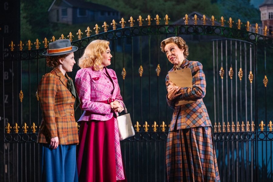 Photos: LADY MOLLY OF SCOTLAND YARD at Asolo Repertory Theatre Image
