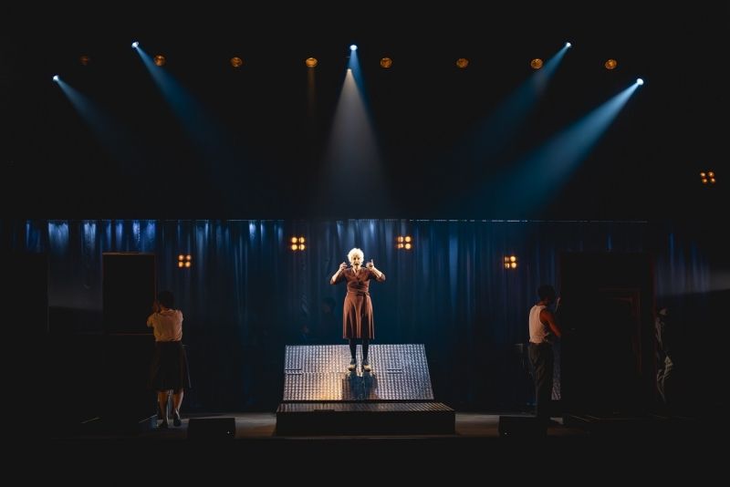 Long-Awaited the Musical NOSSA HISTÓRIA COM CHICO BUARQUE Arrives in São Paulo  Image