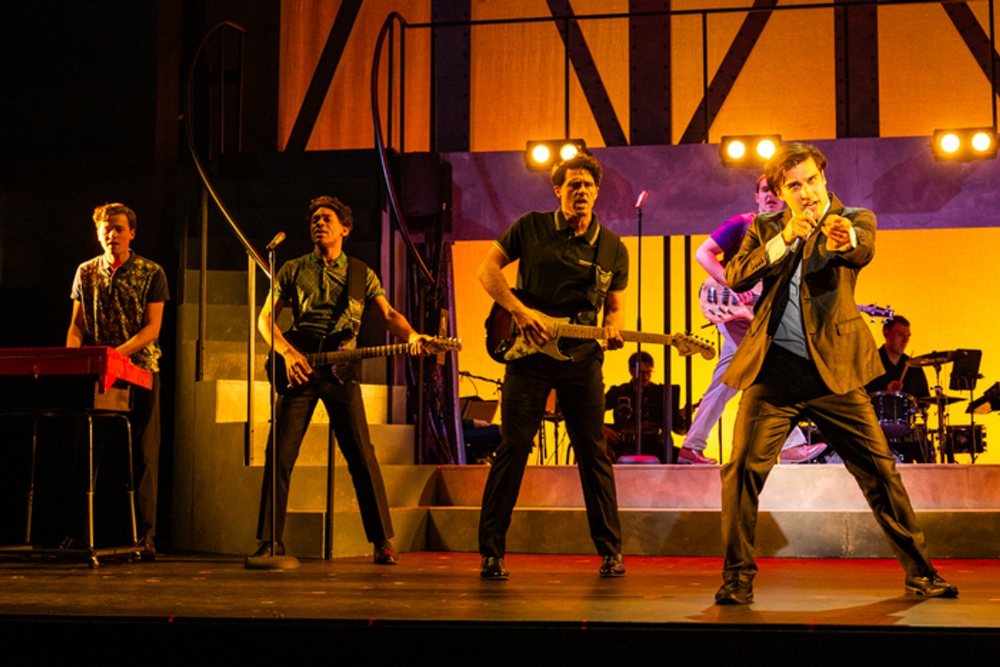 Photos: JERSEY BOYS At The Argyle Theatre  Image