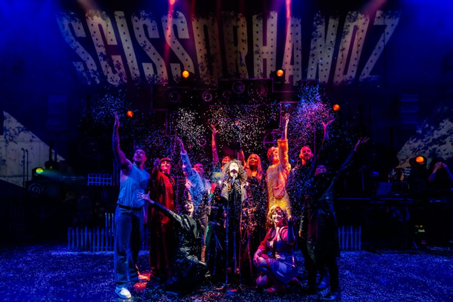 Photos: SCISSORHANDZ: A Musical Reinvented Gets UK Premiere At Southwark Playhouse Image