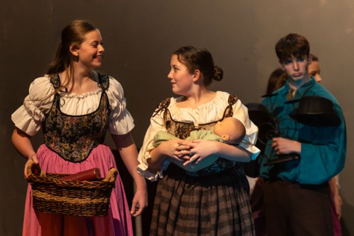 Photos: BEAUTY AND THE BEAST JR. at Bexley Middle School — photo 5 of 31
