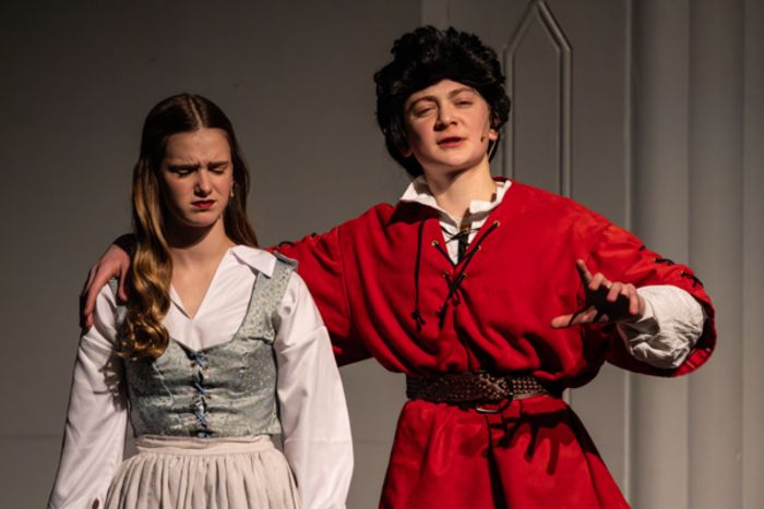 Photos: BEAUTY AND THE BEAST JR. at Bexley Middle School — photo 15 of 31